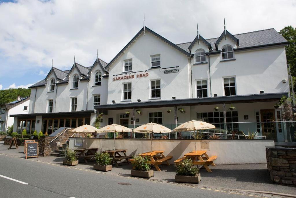 Saracens Head, Beddgelert Hotel Exterior photo
