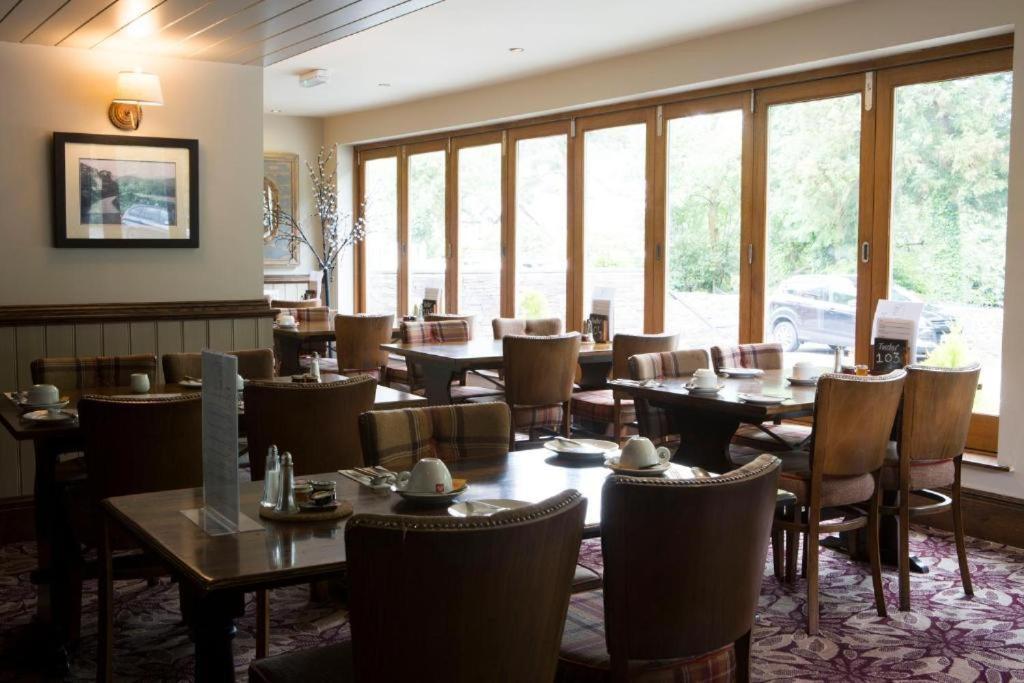 Saracens Head, Beddgelert Hotel Exterior photo